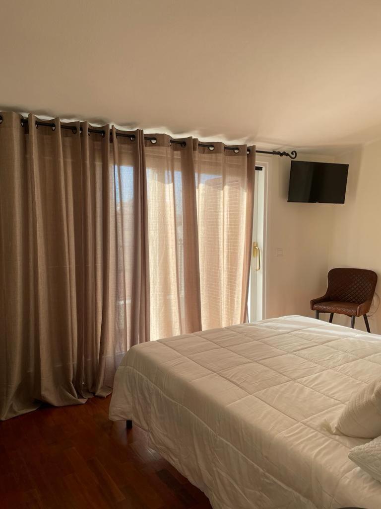 Excellent Rooms Paola'S オルビア エクステリア 写真