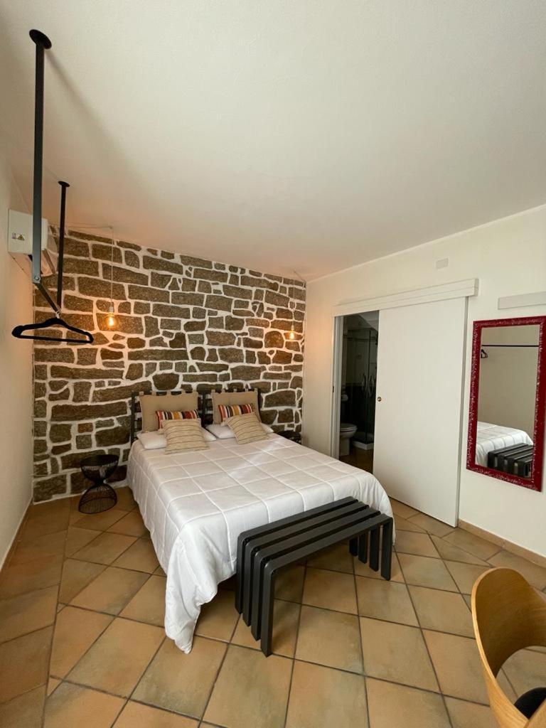 Excellent Rooms Paola'S オルビア エクステリア 写真